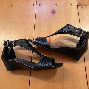 Aerosoles Black Wedge Sandal